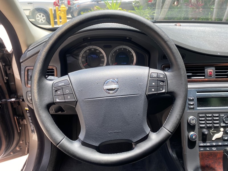 2009 Volvo XC70 3.0T AWD WAGON LOW MILES 78683 in , 