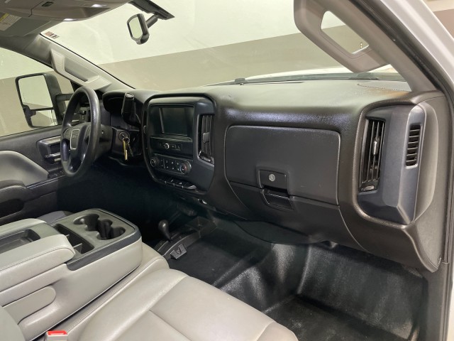 2018 GMC Sierra 2500HD CrewCab 4WD 6.0L-V8 in , 