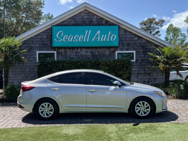 Symphony Silver 2019 Hyundai Elantra SE FWD Sedan Front-Wheel Drive Automatic