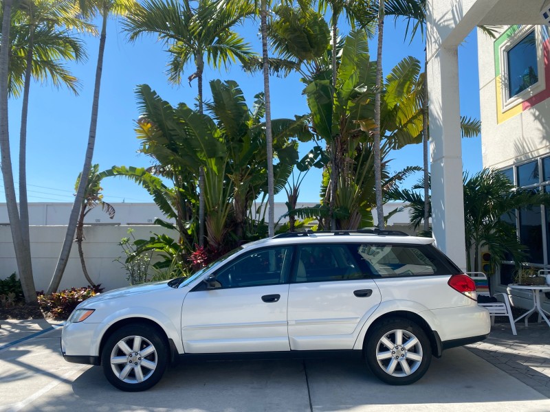 2009 Subaru Outback Special Edition LOW MILES 68,114 in ,