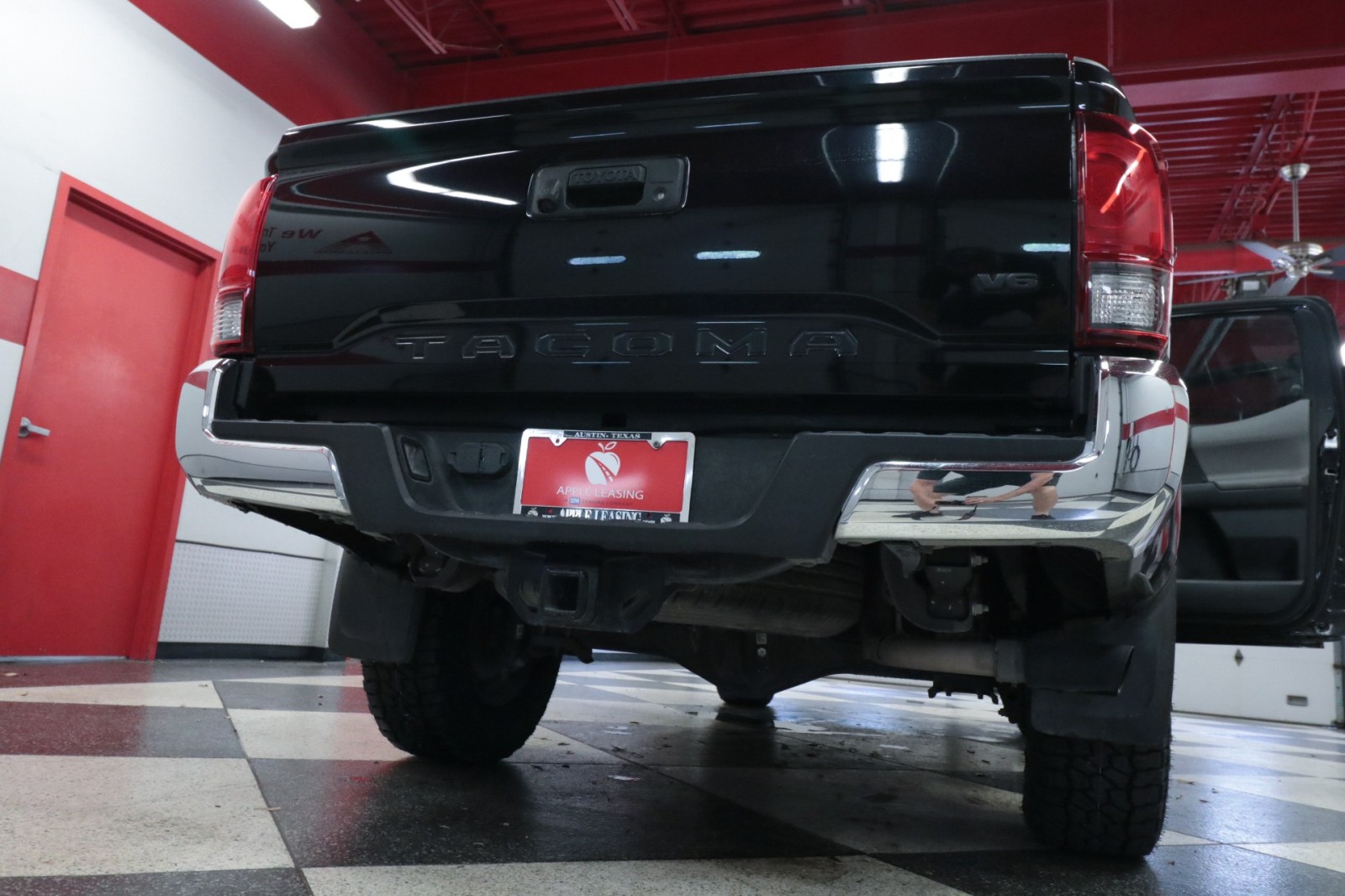 Used Car 2022 Toyota Tacoma 2wd  Sr5 For Sale Under $35,000 In Austin, Texas
