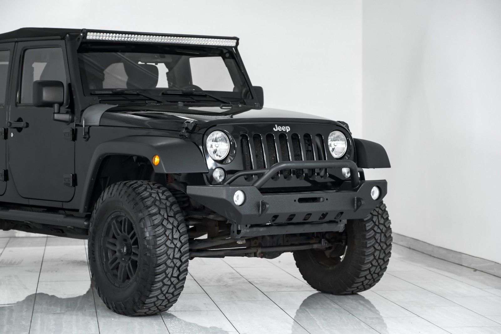 2014 Jeep Wrangler UNLIMITED SPORT 4WD SOFT TOP CONVERTIBLE RUNNING B 6