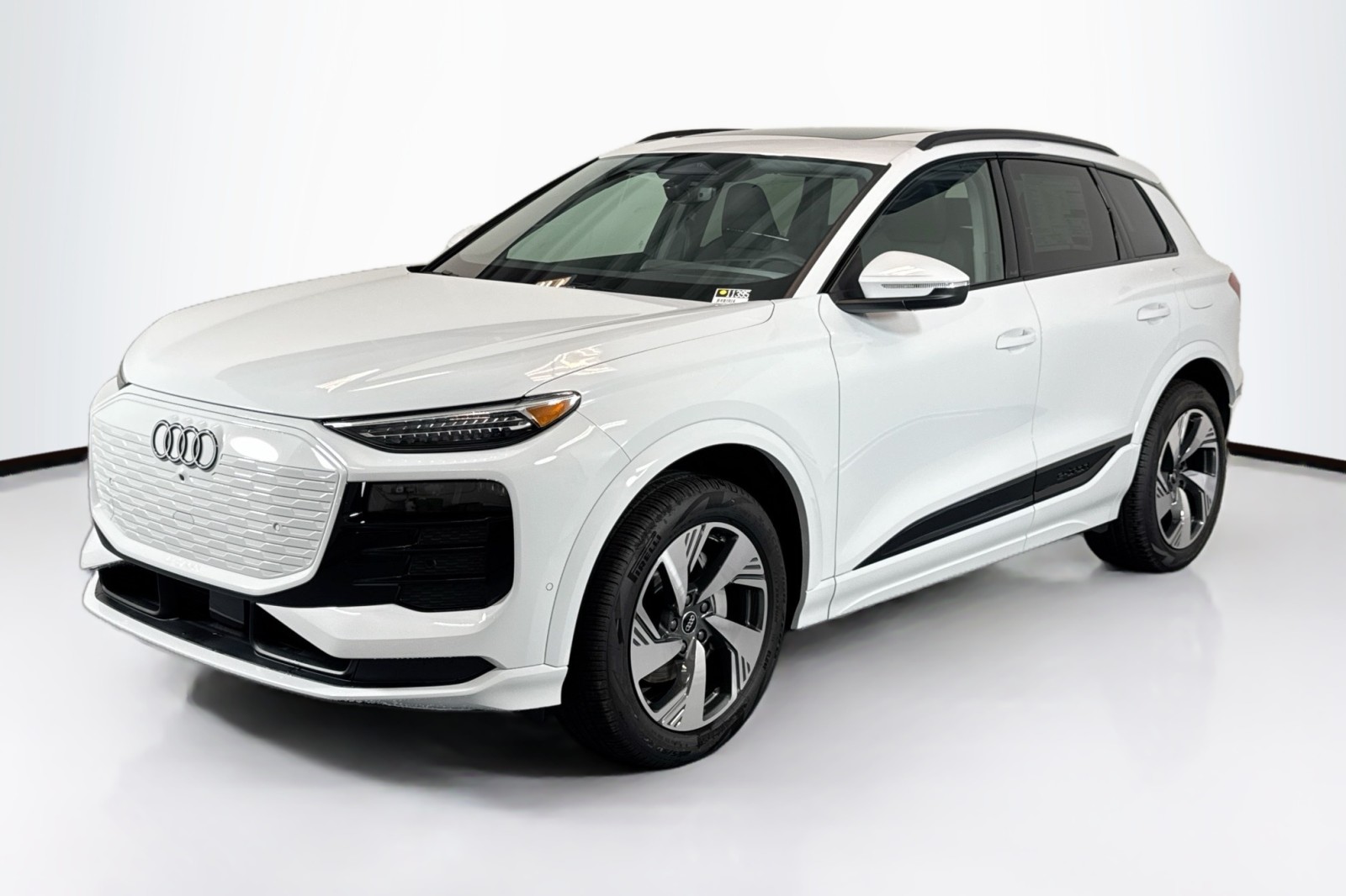 2025 Audi Q6 e-tron Premium Plus quattro