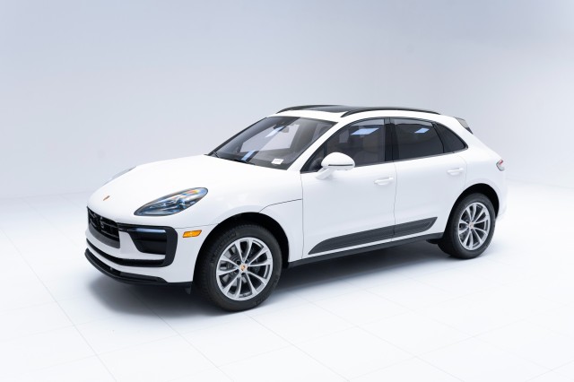 2024  Macan  in , 