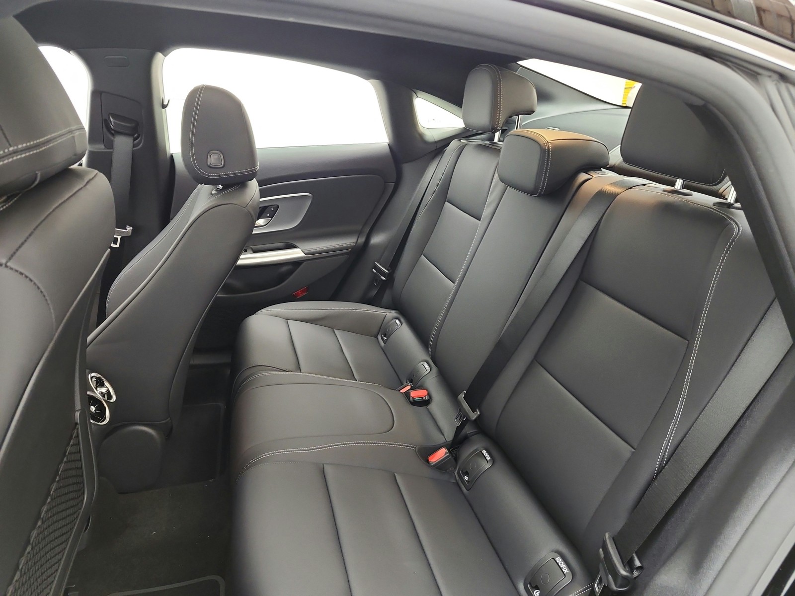 New 2027 Night Black Mercedes-Benz CLA 220 Hybrid FWD image 11