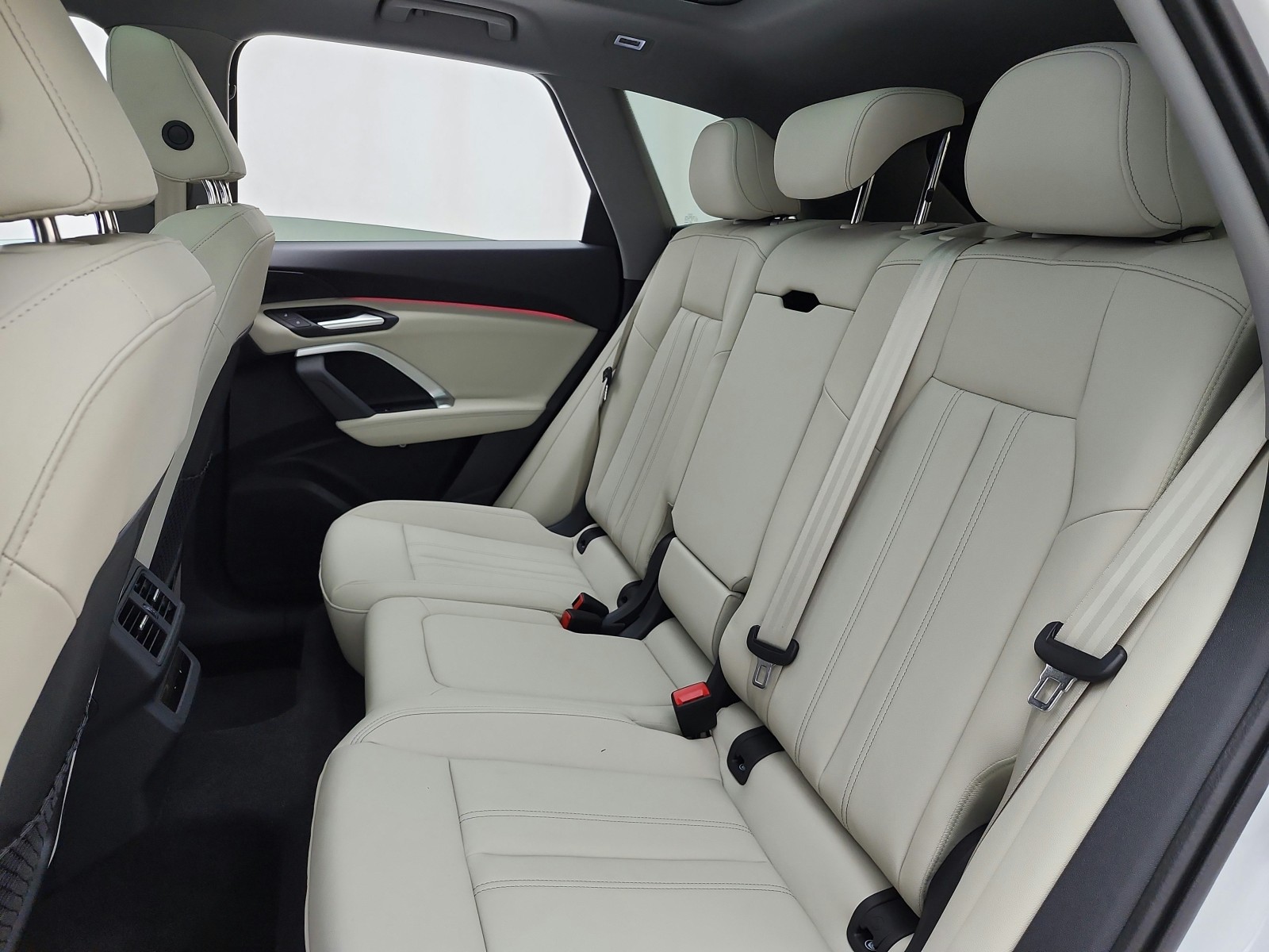 New 2026 Glacier White Metallic Audi Premium 2.0 TFSI quattro image 11
