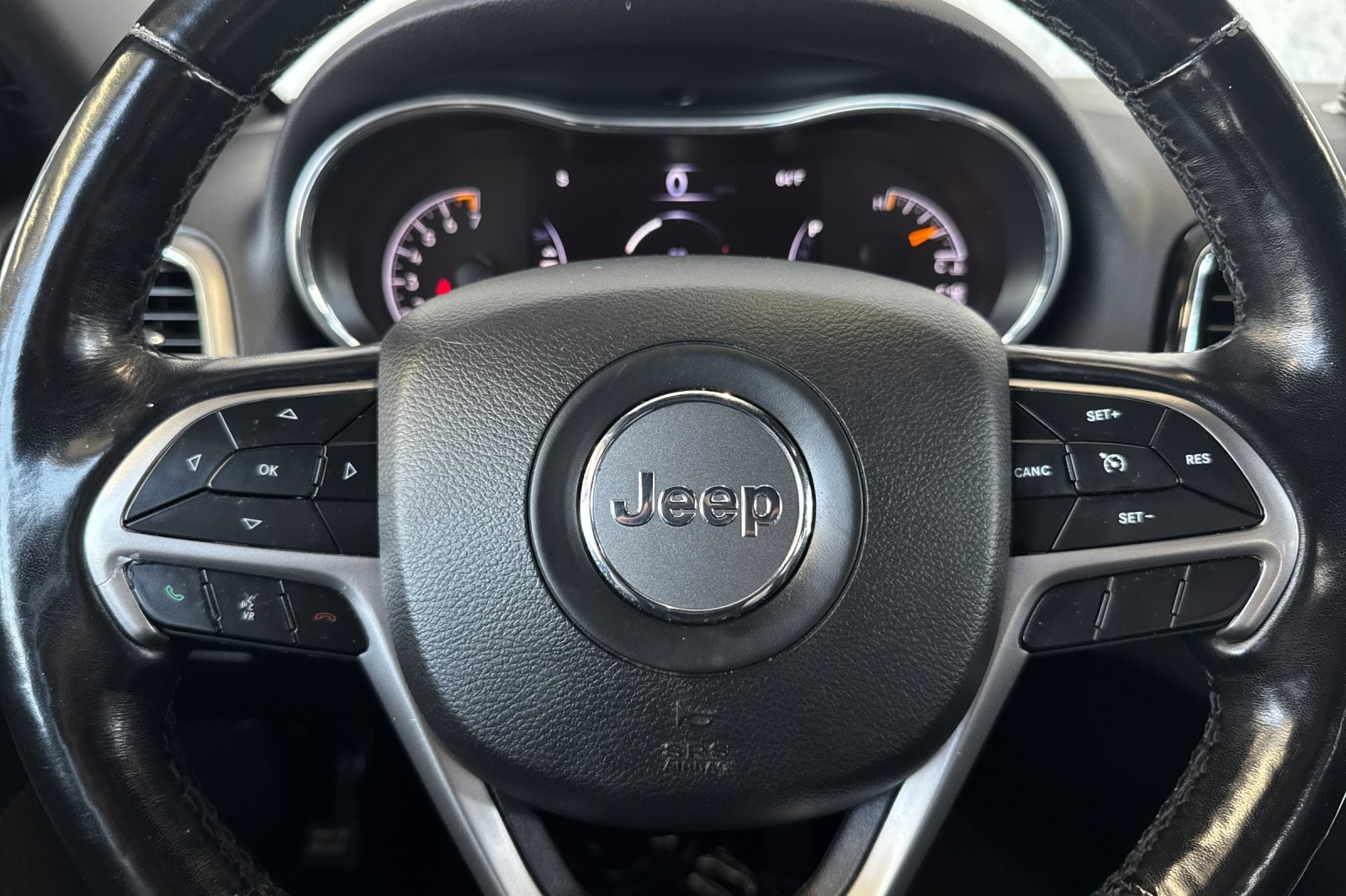 Used 2020 WHITE Jeep Altitude image 23
