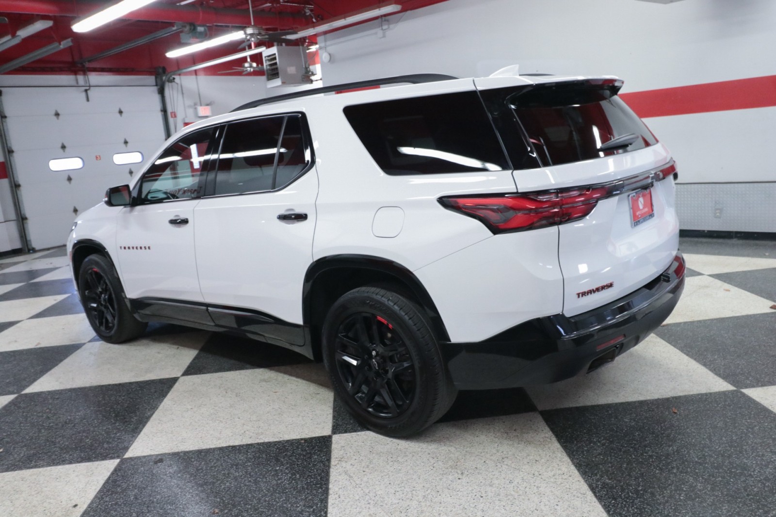 Used Car 2023 Chevrolet Traverse  Premier For Sale Under $30,000 In Austin, Texas