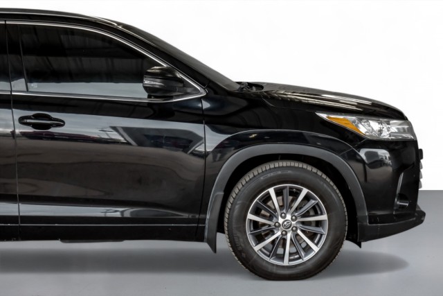 2017 Toyota Highlander XLE 7