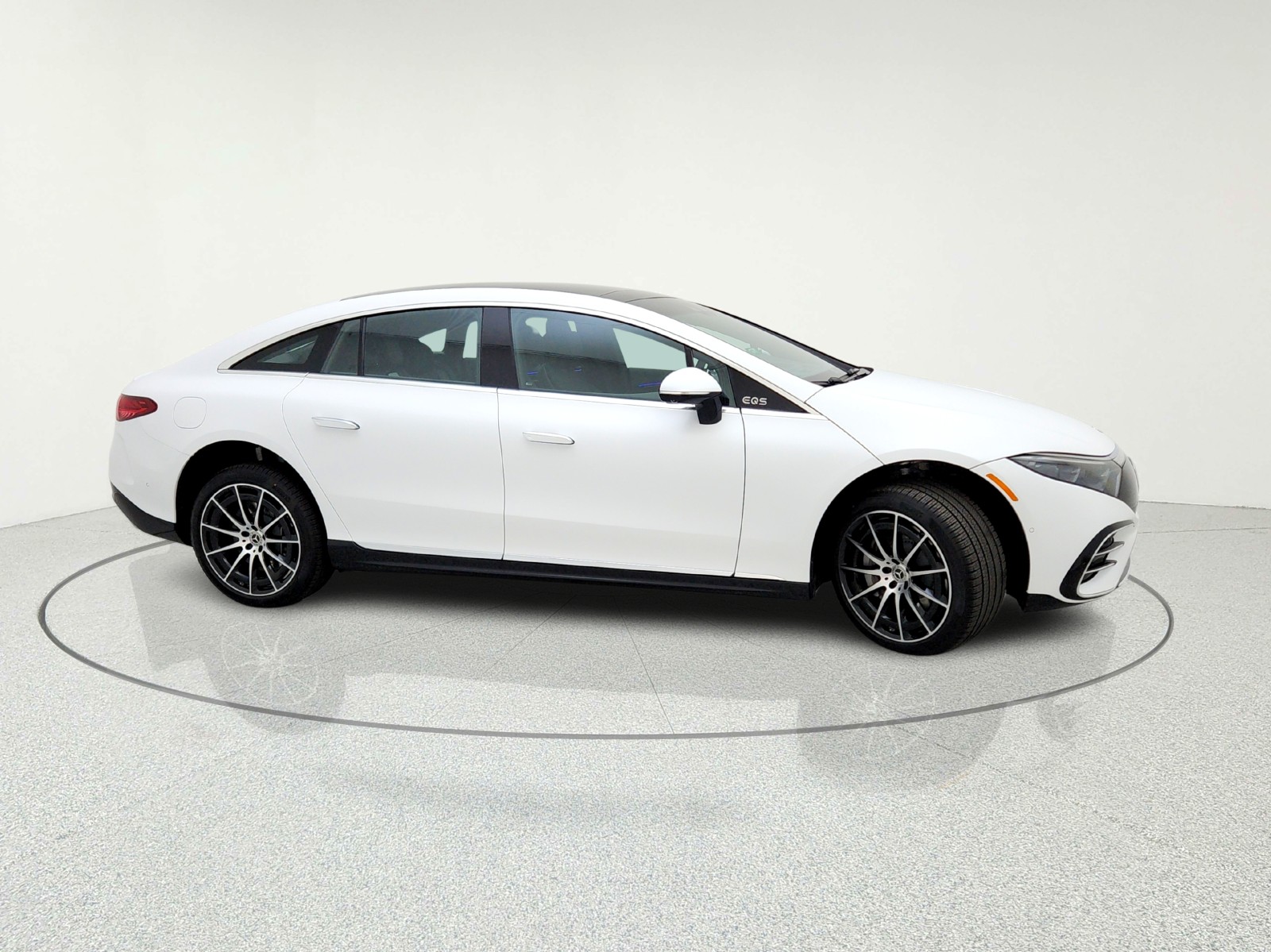 New 2026 MANUFAKTUR Signature Moonlight White Magno Mercedes-Benz EQS 580 4MATIC® Sedan image 6