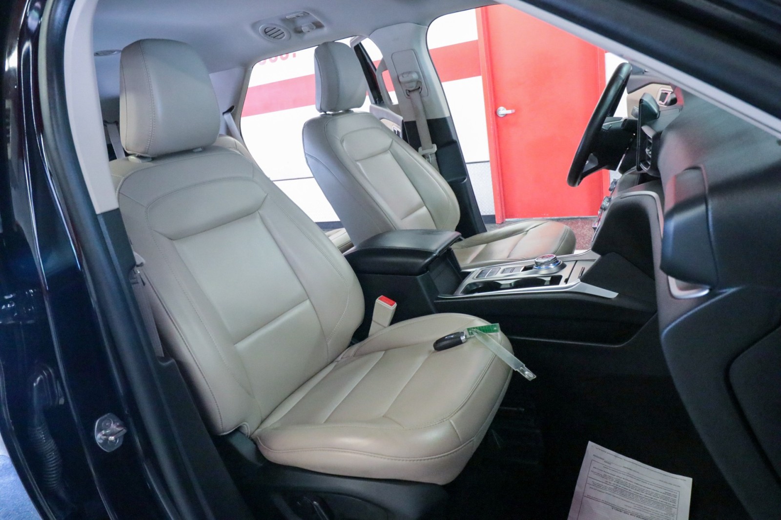 Used Car 2021 Ford Explorer  Xlt For Sale Under $20,000 In Austin, Texas