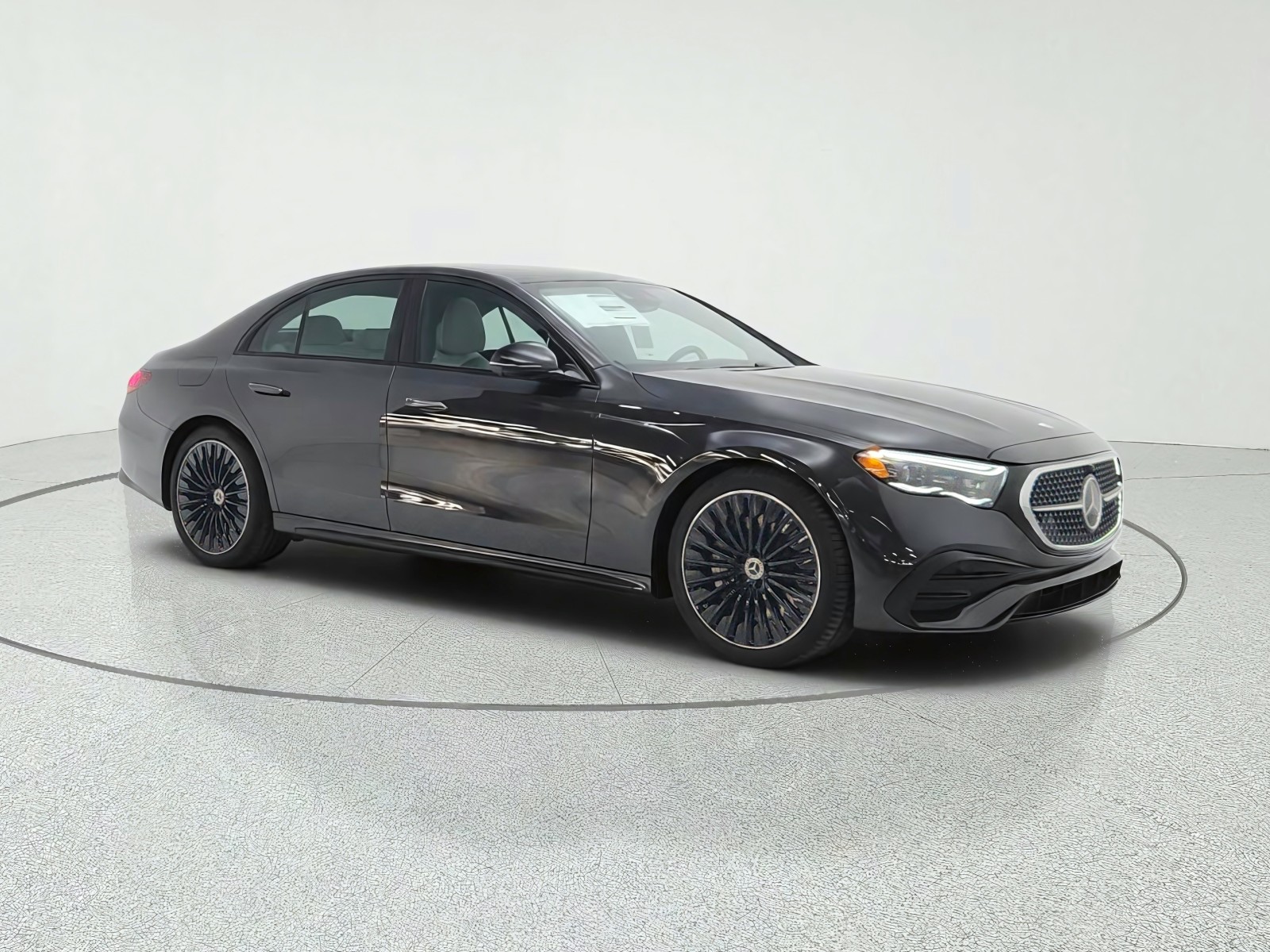 New 2027 Graphite Grey Metallic Mercedes-Benz E 450 4MATIC® Sedan image 3