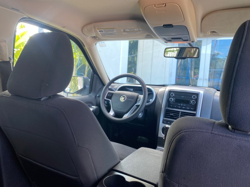 2010 Mercury Mountaineer 1 OWNER LOW MILES 78,753 in , 