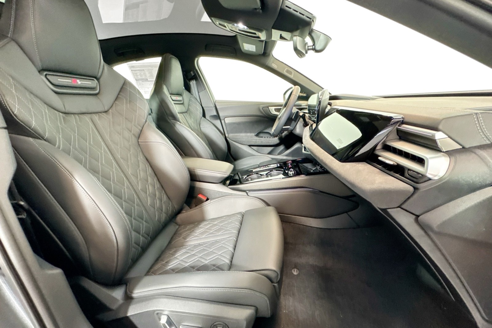 New 2025 Daytona Gray Metallic Audi Premium Plus 3.0 TFSI quattro image 24