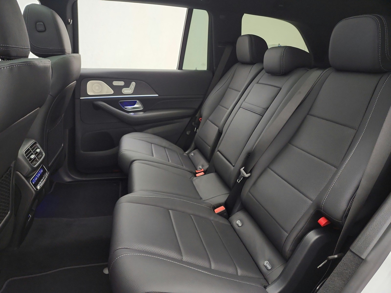 New 2026 Polar White Mercedes-Benz GLS 450 image 11