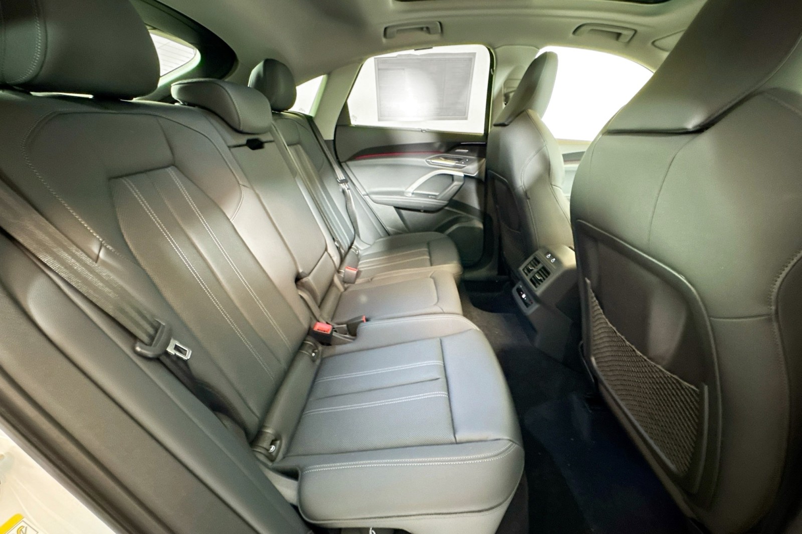 New 2025 Glacier White Metallic Audi Premium Plus 2.0 TFSI quattro image 24