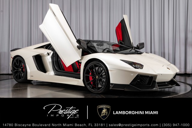 /2016 Lamborghini Aventador