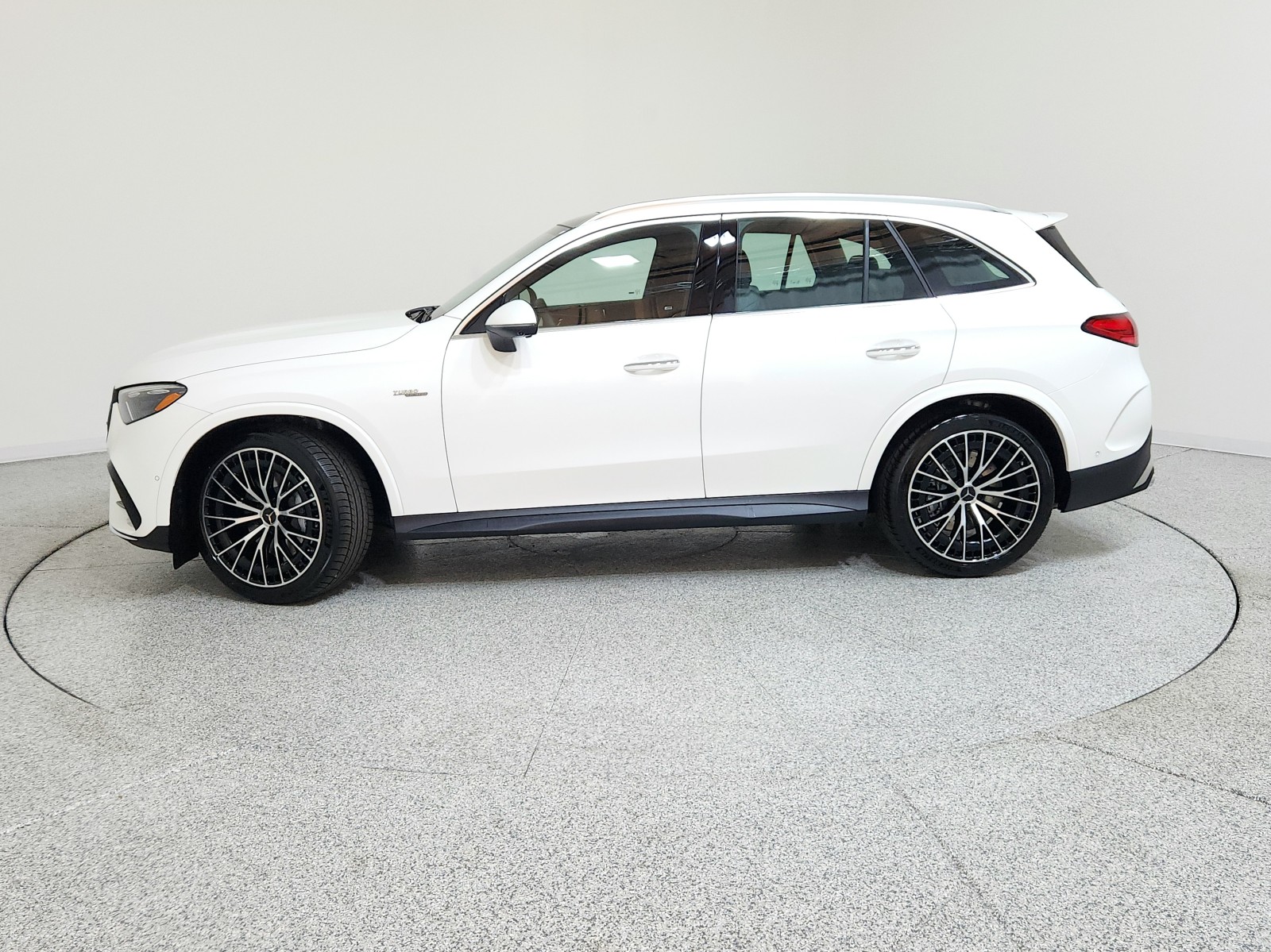 New 2026 Polar White Mercedes-Benz AMG® GLC 43 4MATIC SUV image 11