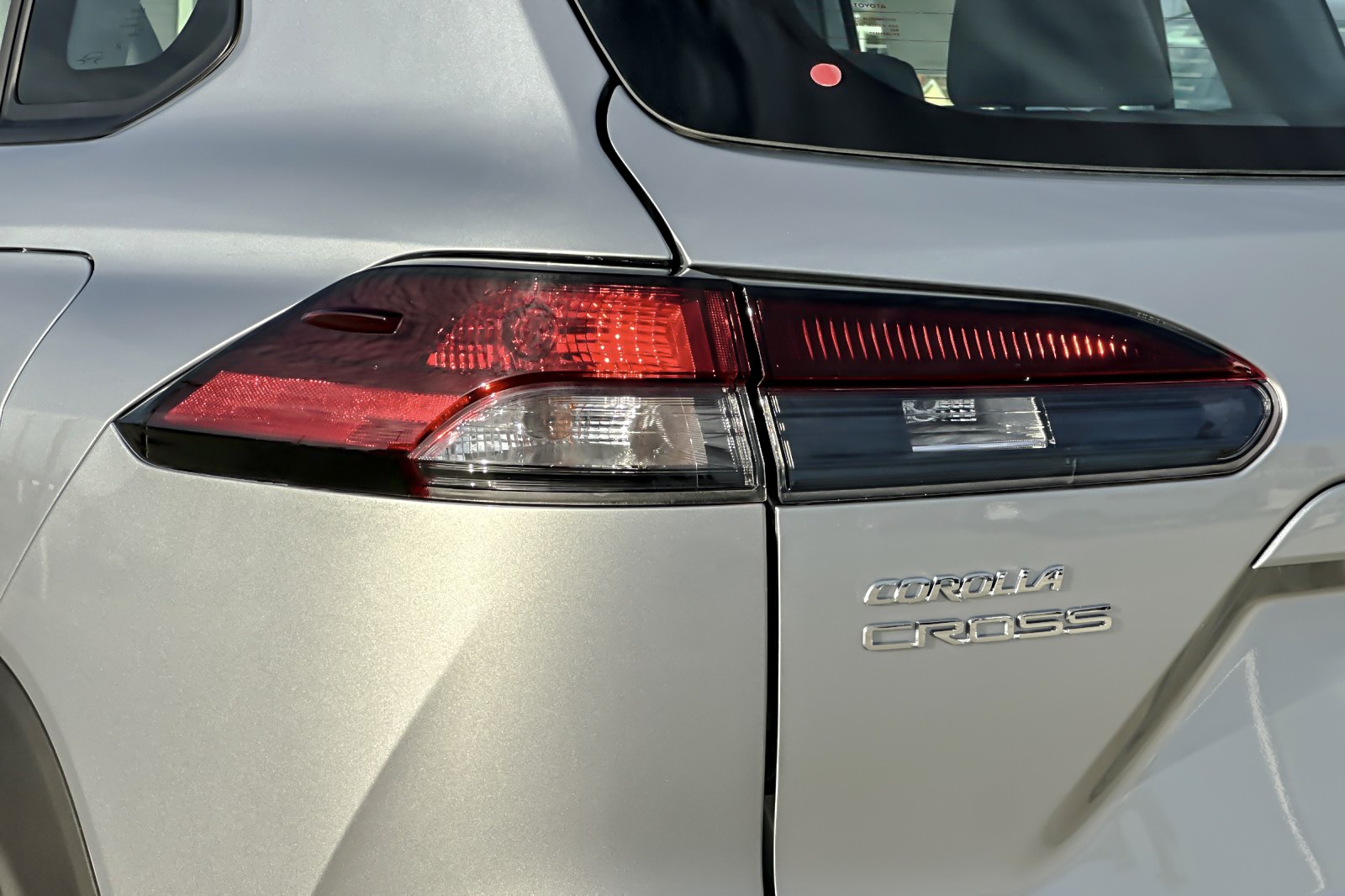 2026 Toyota Corolla Cross L photo 25