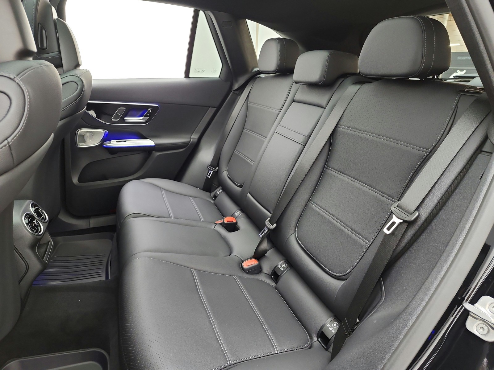 New 2027 Black Mercedes-Benz GLC 300 SUV image 11