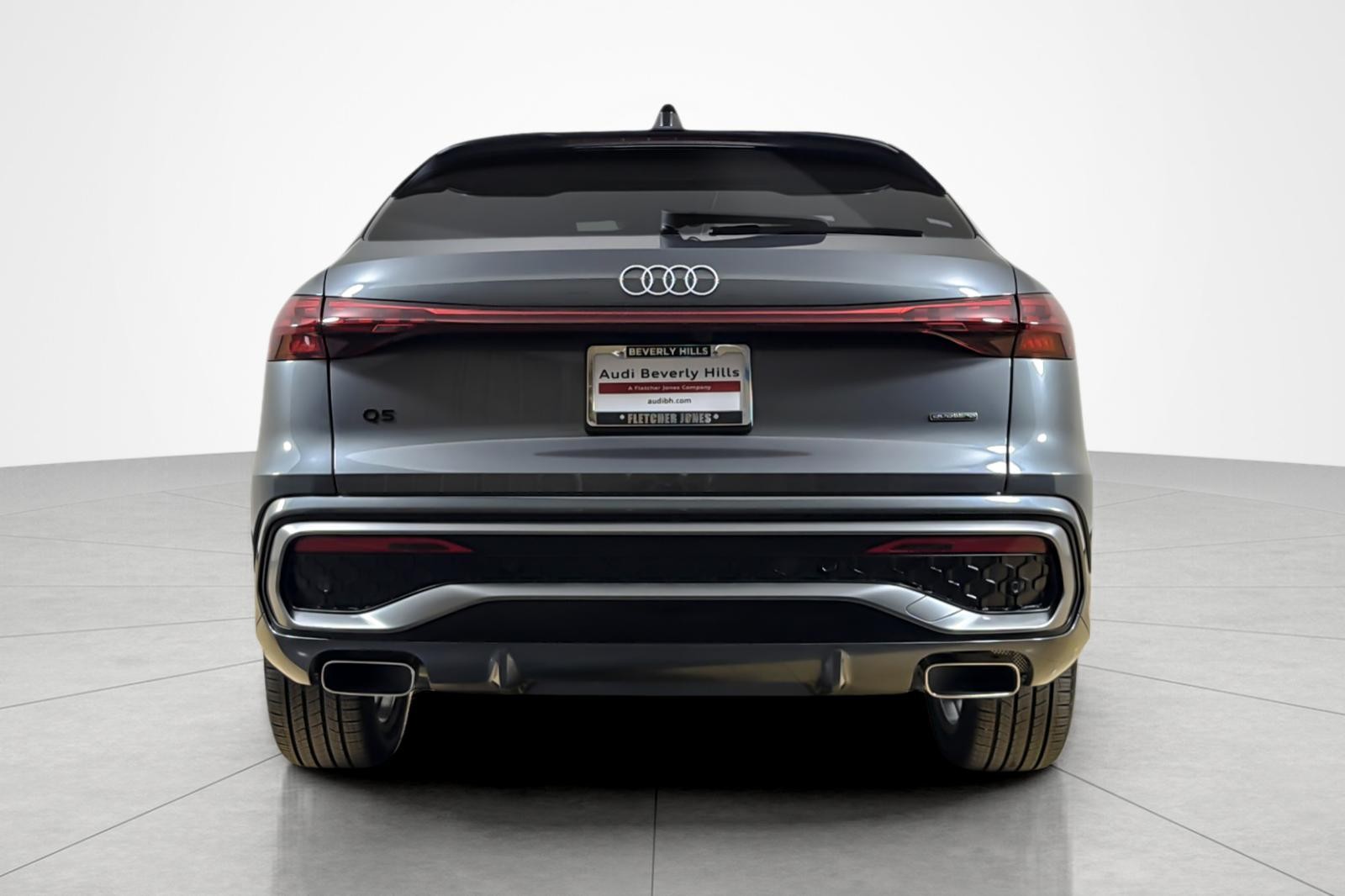 Used 2026 Daytona Gray Pearl Effect Audi Premium Plus 2.0 TFSI quattro image 4