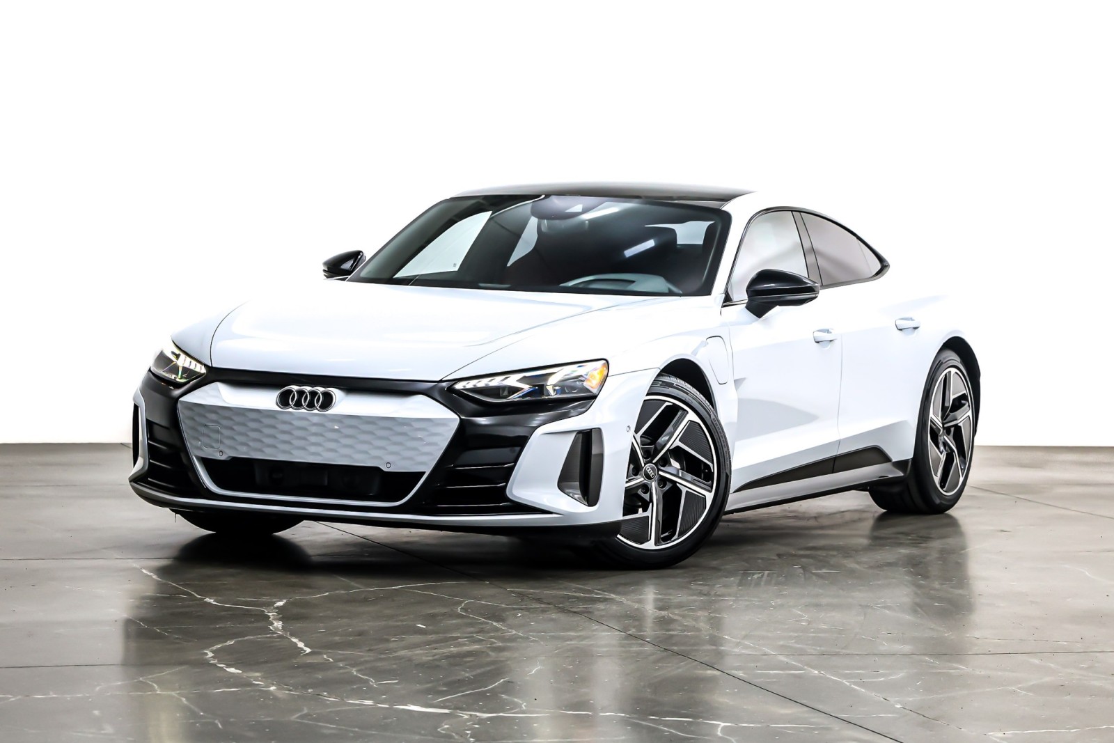 2024 Audi e-tron GT Prestige quattro