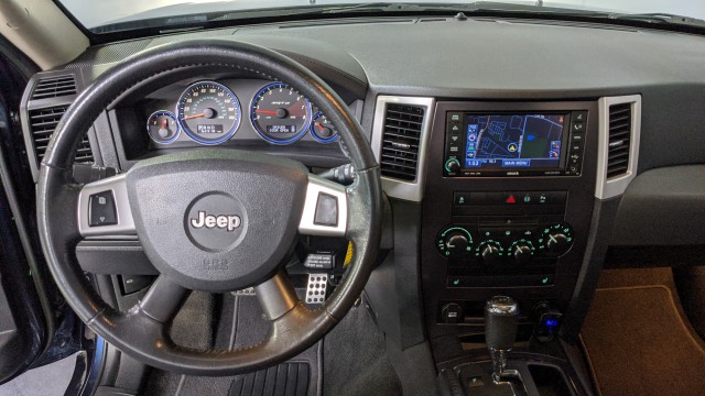 2010 Jeep Grand Cherokee SRT-8 19