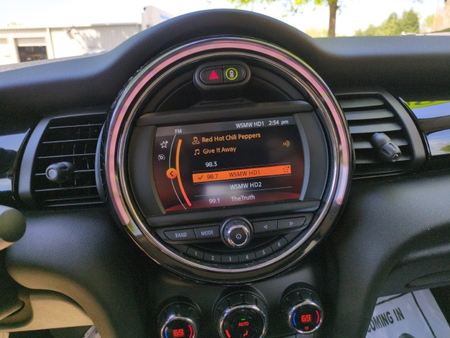 MINIHardtop 4 Door28