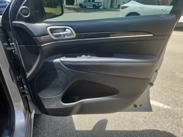 JeepGrand Cherokee45