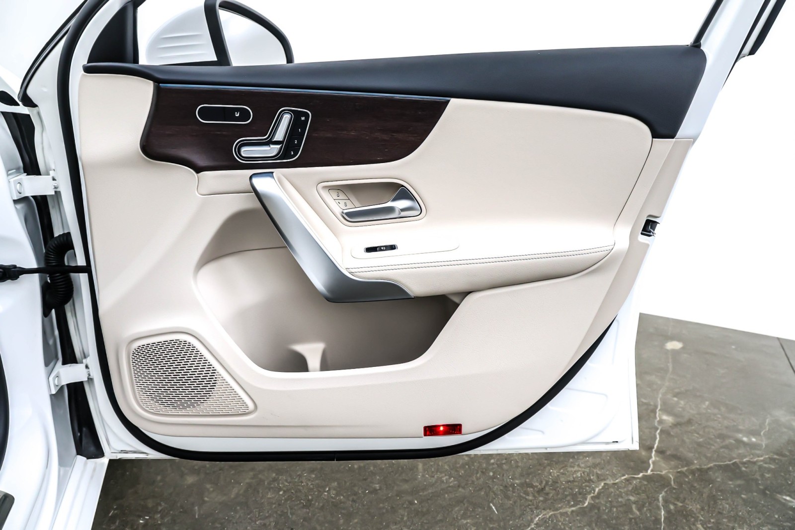 Used 2021 Polar White Mercedes-Benz A 220 Sedan image 23