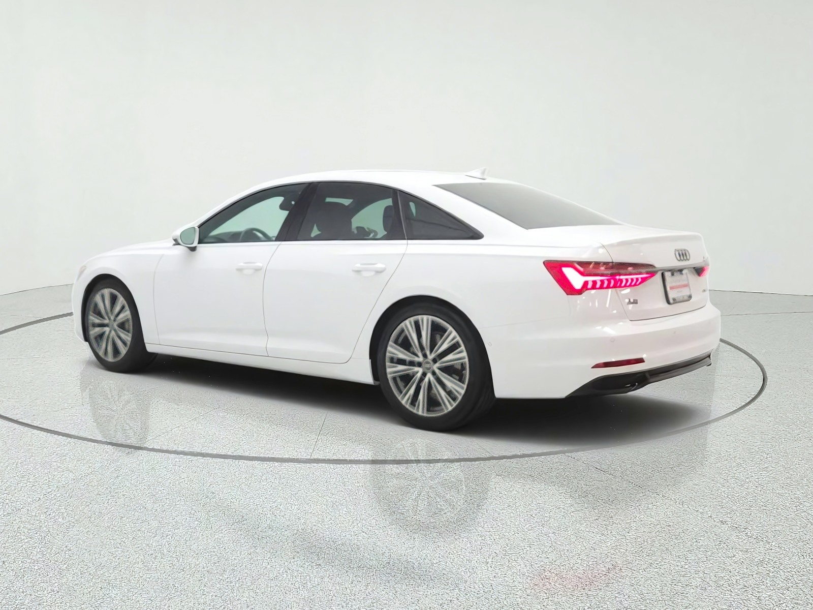 Used 2023 Ibis White Audi Premium Plus image 7