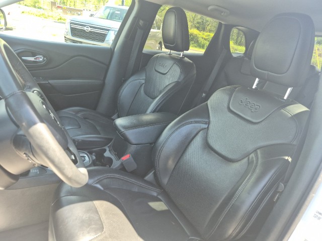 JeepCherokee34