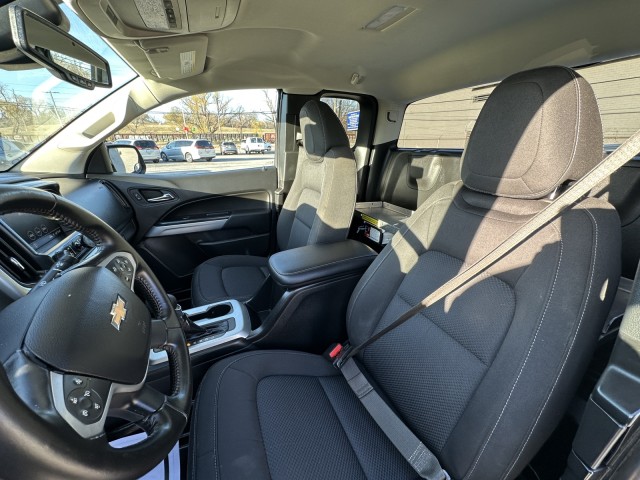 2022 Chevrolet Colorado 4WD LT 16