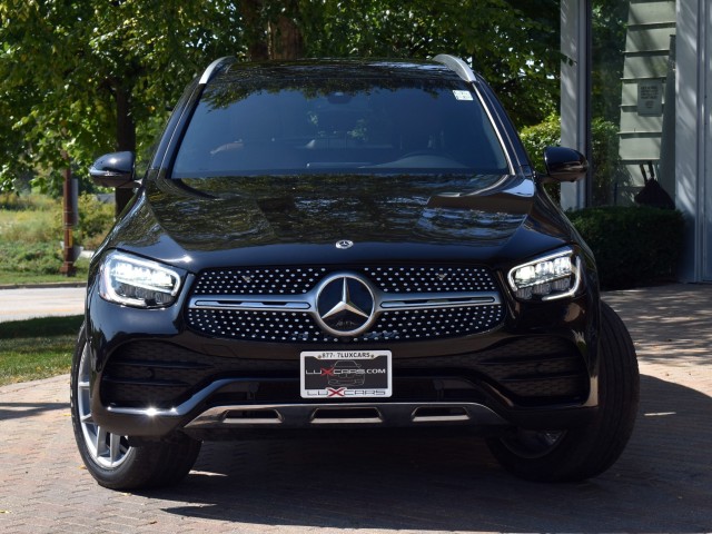 2021 Mercedes-Benz GLC One Owner AMG Line Pano Moonroof Burmester Sound Surround View Camera MSRP $57,855 6