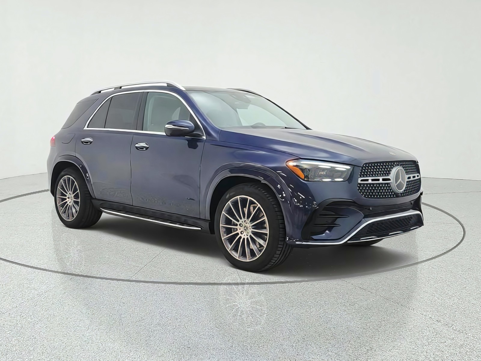 New 2026 Twilight Blue Metallic Mercedes-Benz GLE 450 4MATIC® SUV image 3