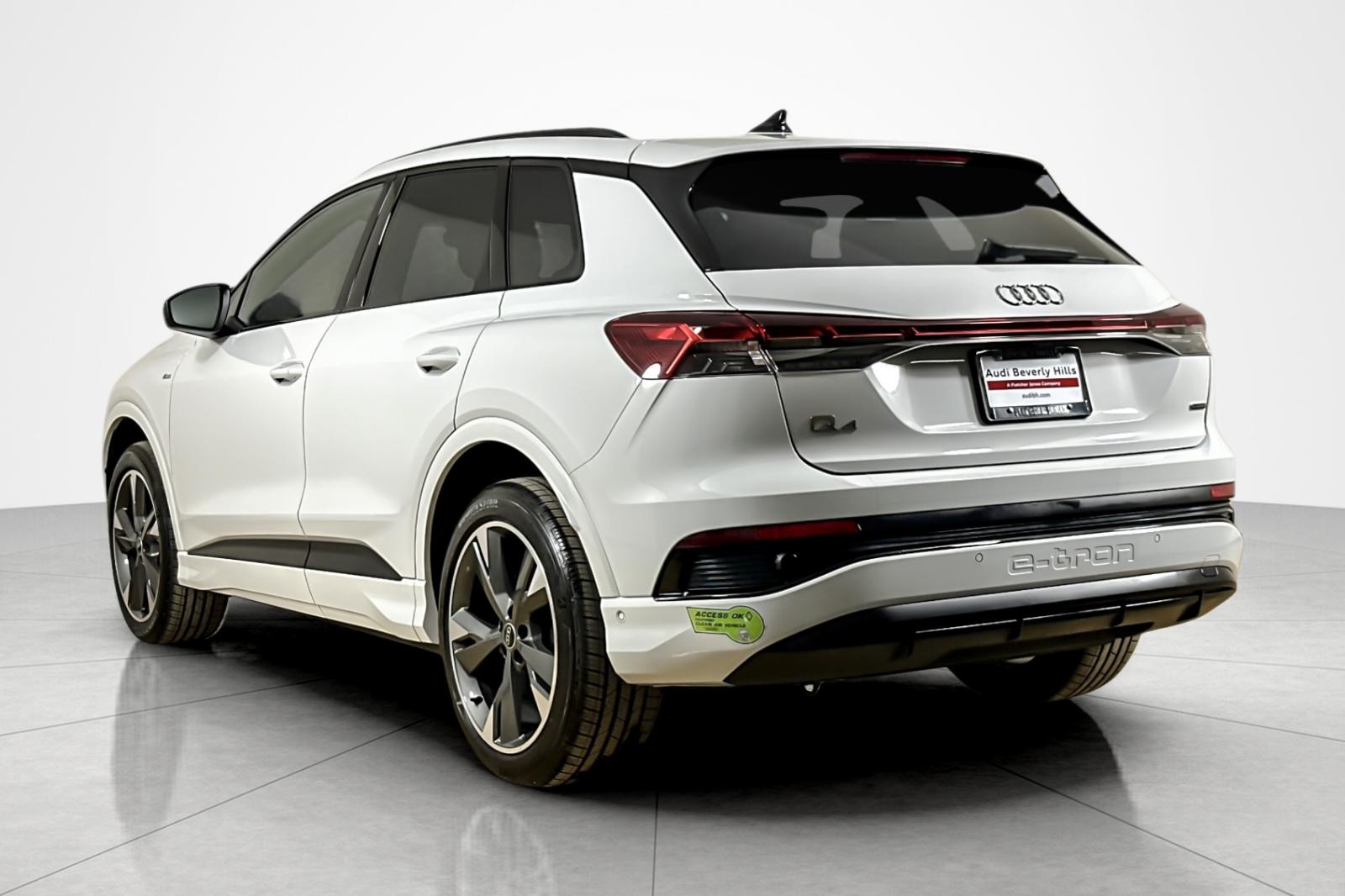 Certified Used 2023 Glacier White Metallic Audi Premium Plus 50 quattro image 3