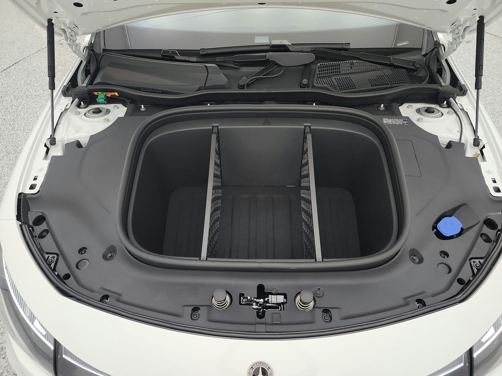 New 2026 Polar White Mercedes-Benz CLA 250+ image 12