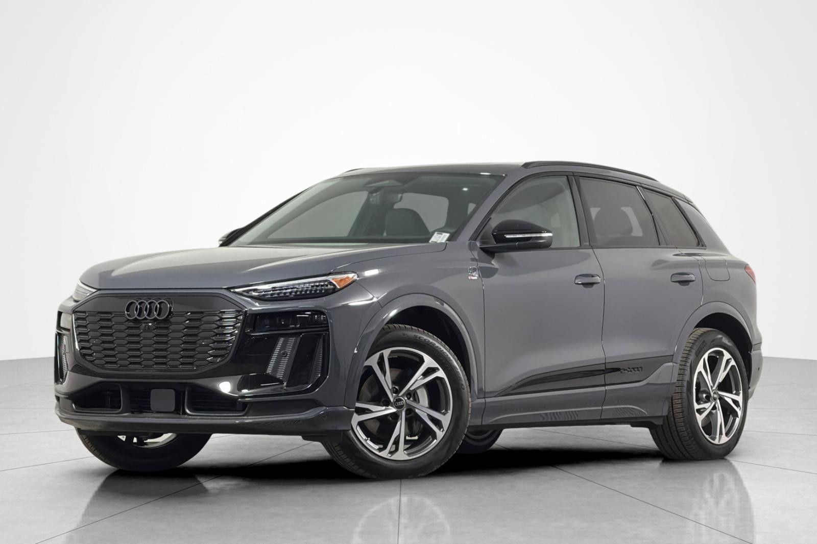 2027 Audi Q6 e-tron Premium Plus quattro