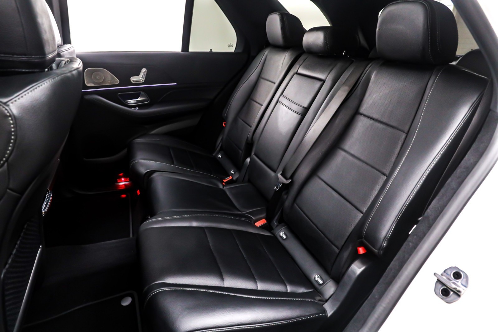 New 2026 Polar White Mercedes-Benz GLE 350 image 8