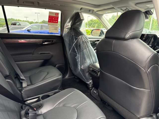 ToyotaHighlander18