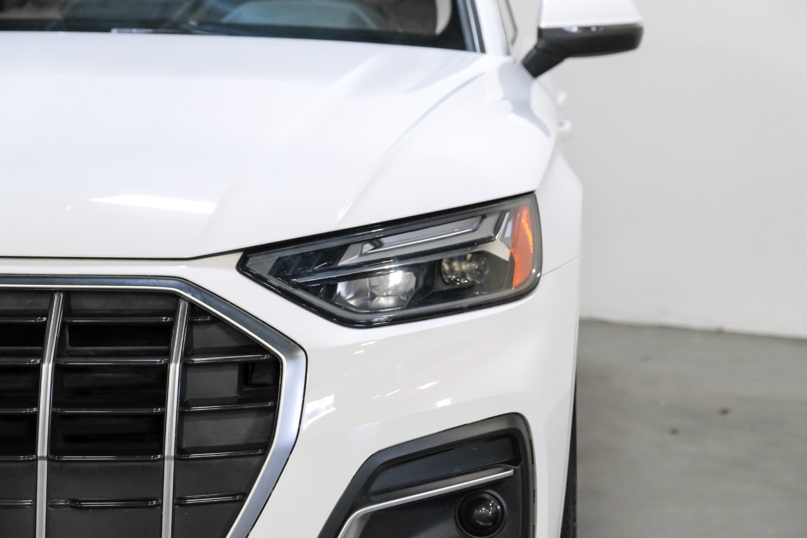 2021 Audi Q5 Premium quattro ConveniencePkg PanoRoof SportWhlPkg 52