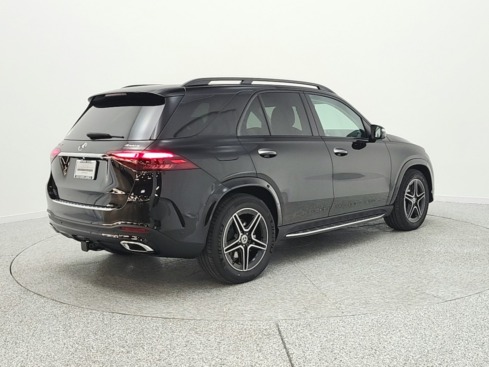 New 2026 Obsidian Black Metallic Mercedes-Benz GLE 450 4MATIC® SUV image 5