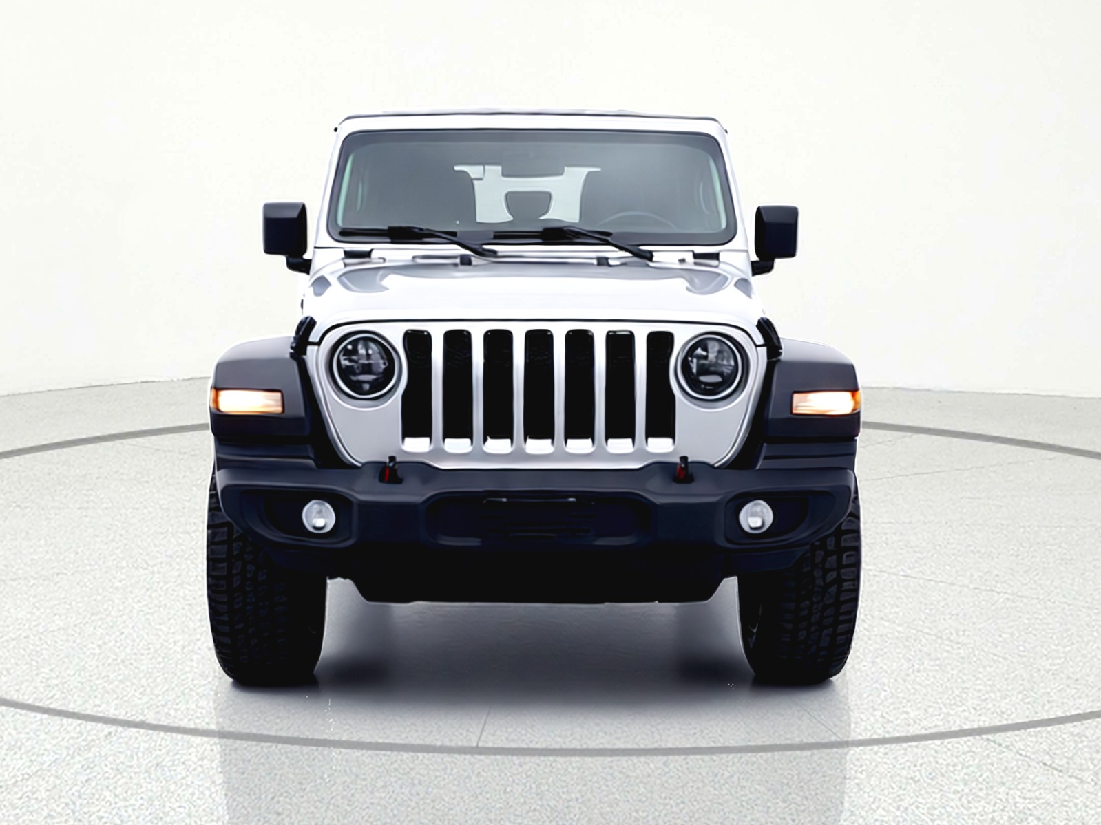 Used 2018 Billet Silver Metallic Clearcoat Jeep Sport 4x4 image 2