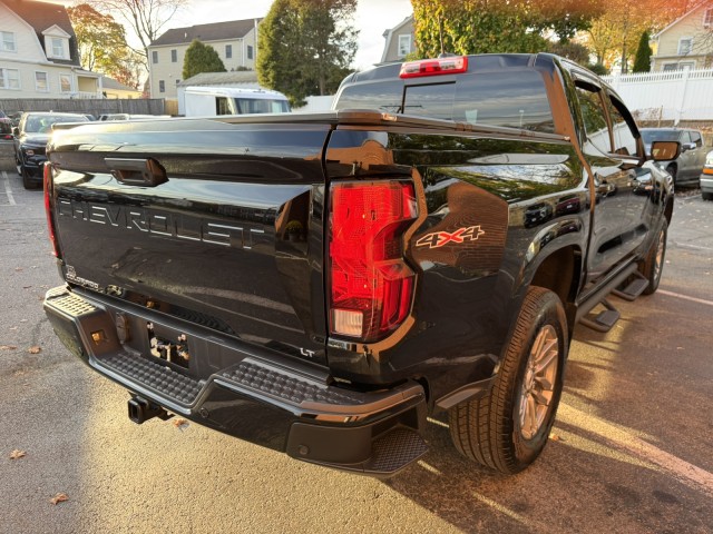 2023 Chevrolet Colorado 4WD LT 5