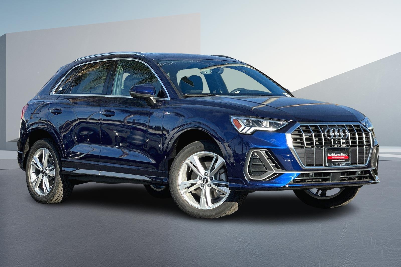 New 2024 Audi Q3 S line Premium Plus SUV in Long Beach NA10977