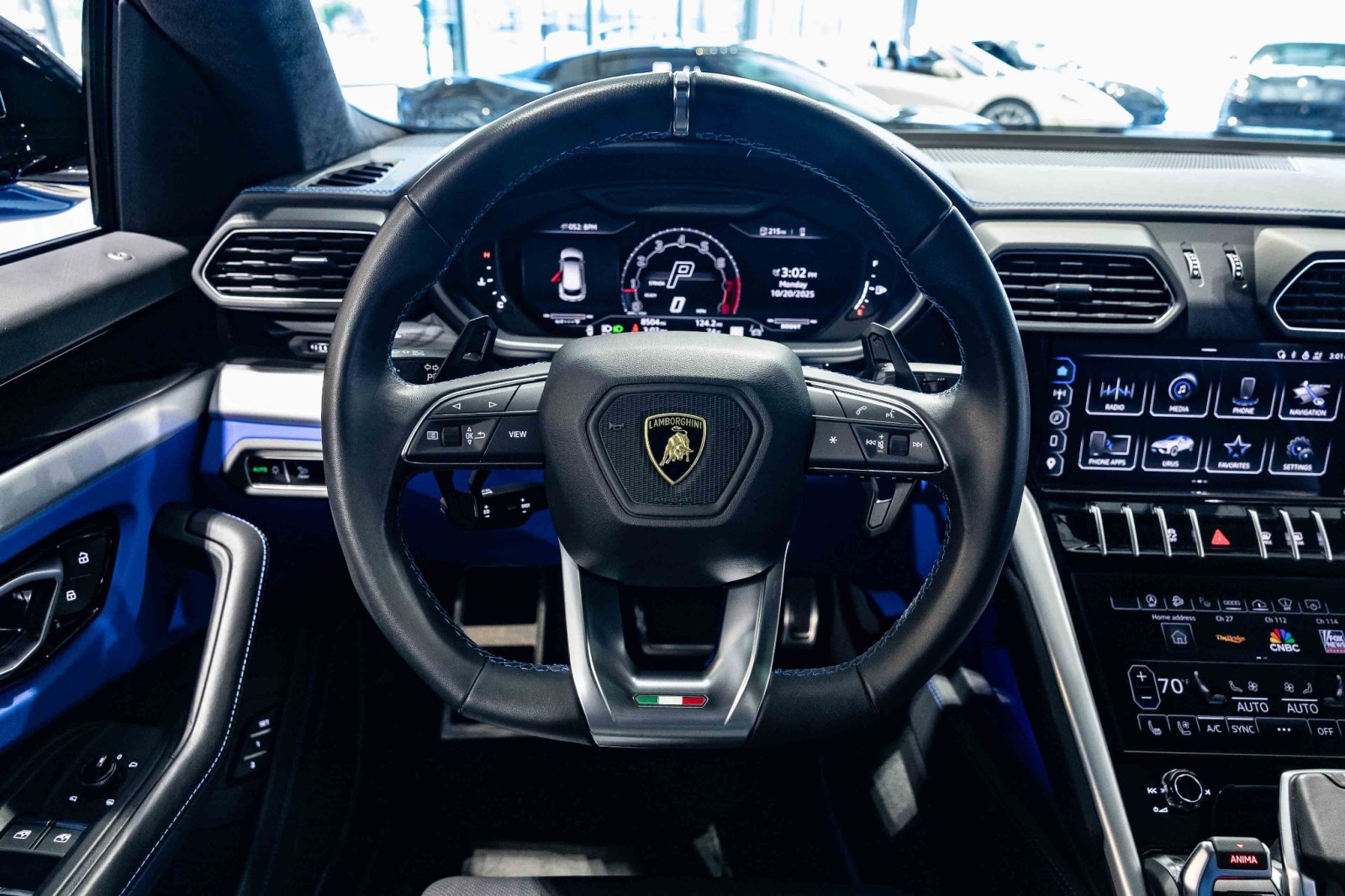 Used Car 2023 Lamborghini Urus  S For Sale Under $250,000 In Boerne, Texas