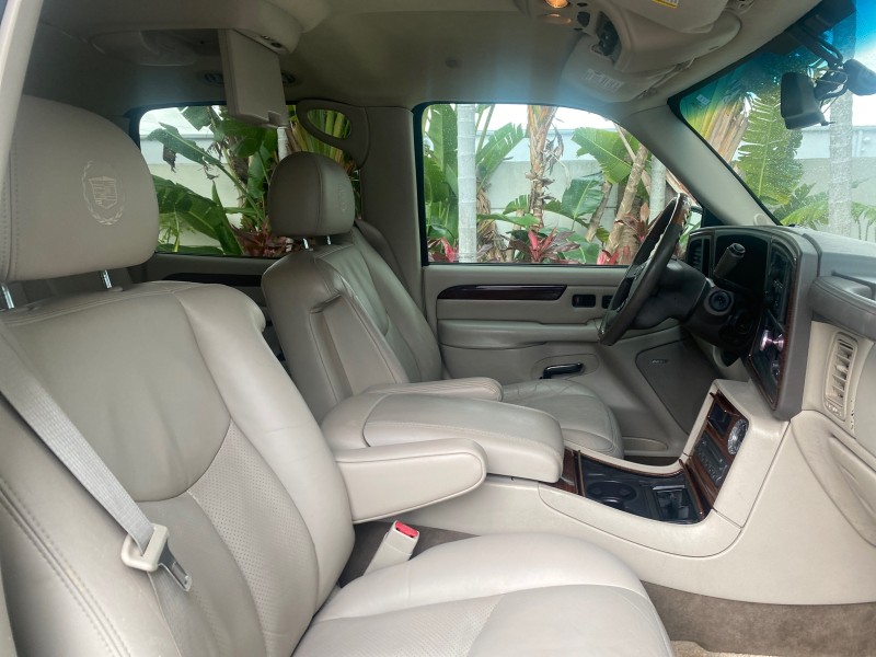 2003 Cadillac Escalade ESV SUV PEARL WHITE 4WD/AWD in , 