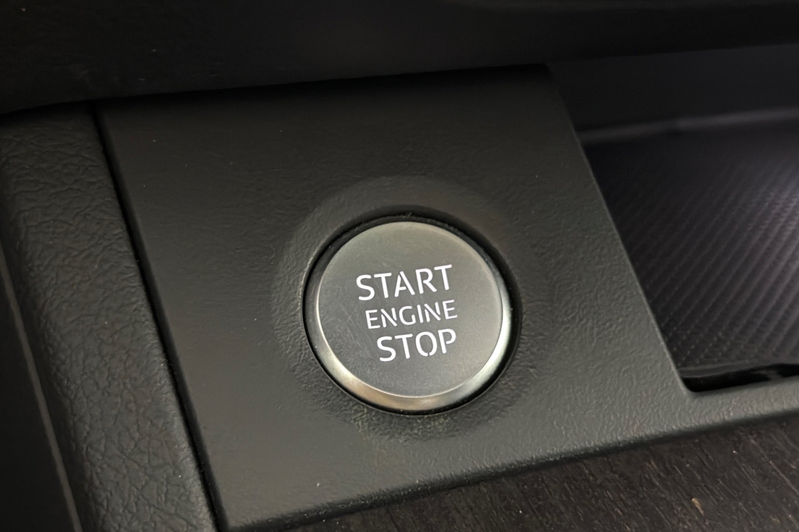 Used 2023 Chronos Gray Metallic Audi S line Premium 55 TFSI e quattro image 21