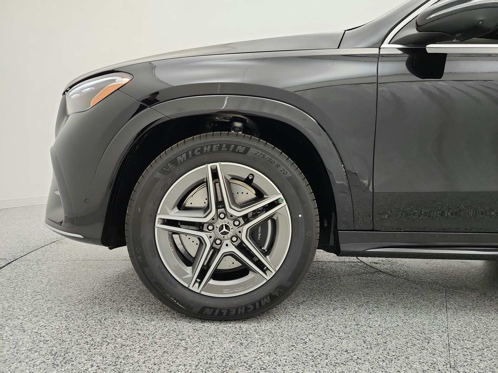 New 2026 Black Mercedes-Benz GLE 450 image 13