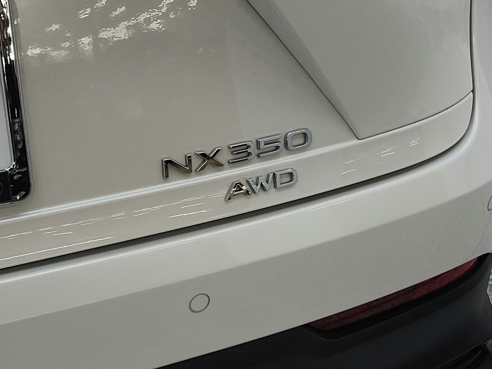 Used 2025 Eminent White Pearl Lexus NX 350 Premium AWD image 24